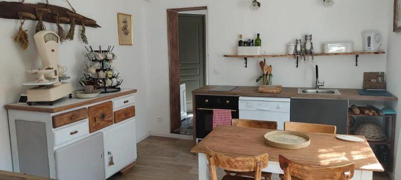 Vila Le Cabanon De La Citelle Rochefort-en-Valdaine Exteriér fotografie